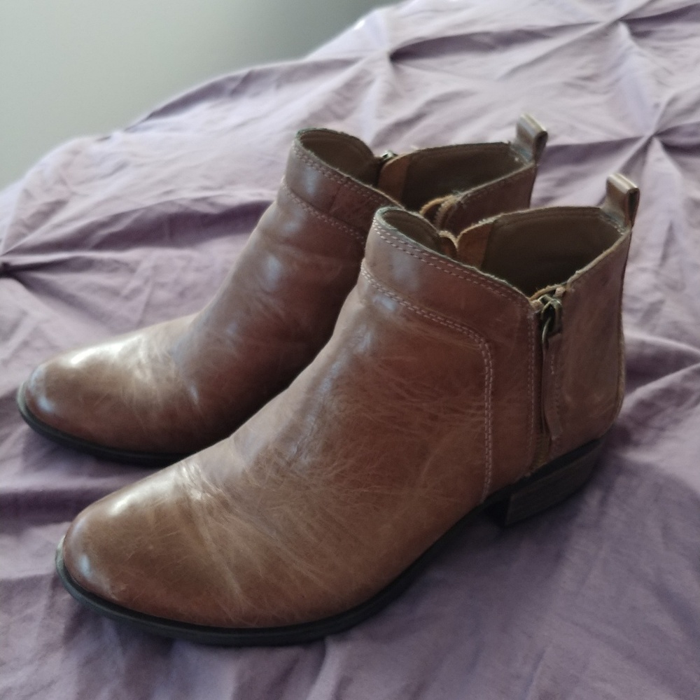 Vince Camuto boots Size 8.5